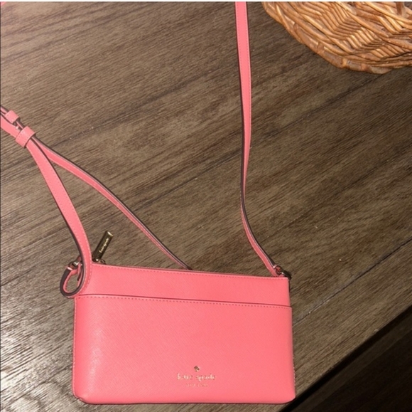 kate spade Handbags - Kate Spade Pink Shoulder Bag